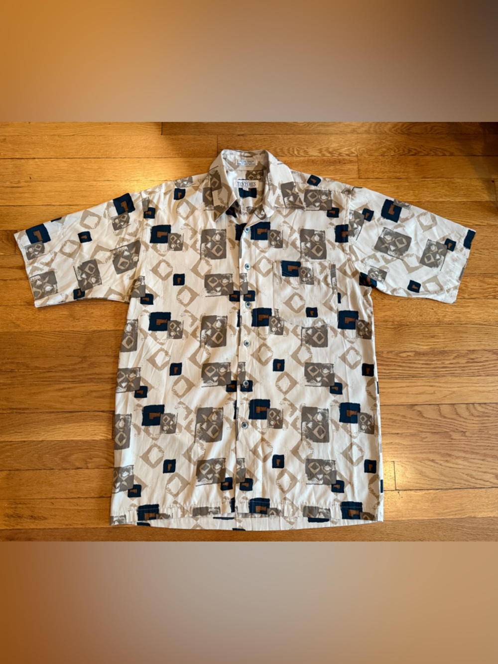 Men's Short Sleeve Button-Up Shirt in Cream with Navy & Taupe Geometric Print